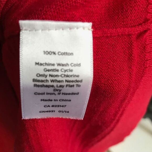TALBOTS  RED CASUAL CLASSIC COTTON  CREW NECK EVERYDAY WEAR SWEATER SIZE SMALL - Picture 4 of 4